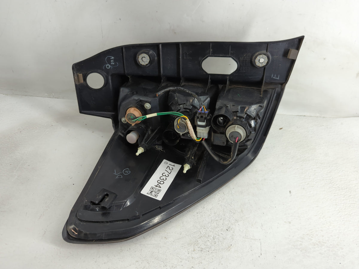2009-2013 Subaru Forester Tail Light Assembly Passenger Right OEM P/N:220-20046 220-20048 Fits Fits 2009 2010 2011 2012 2013
