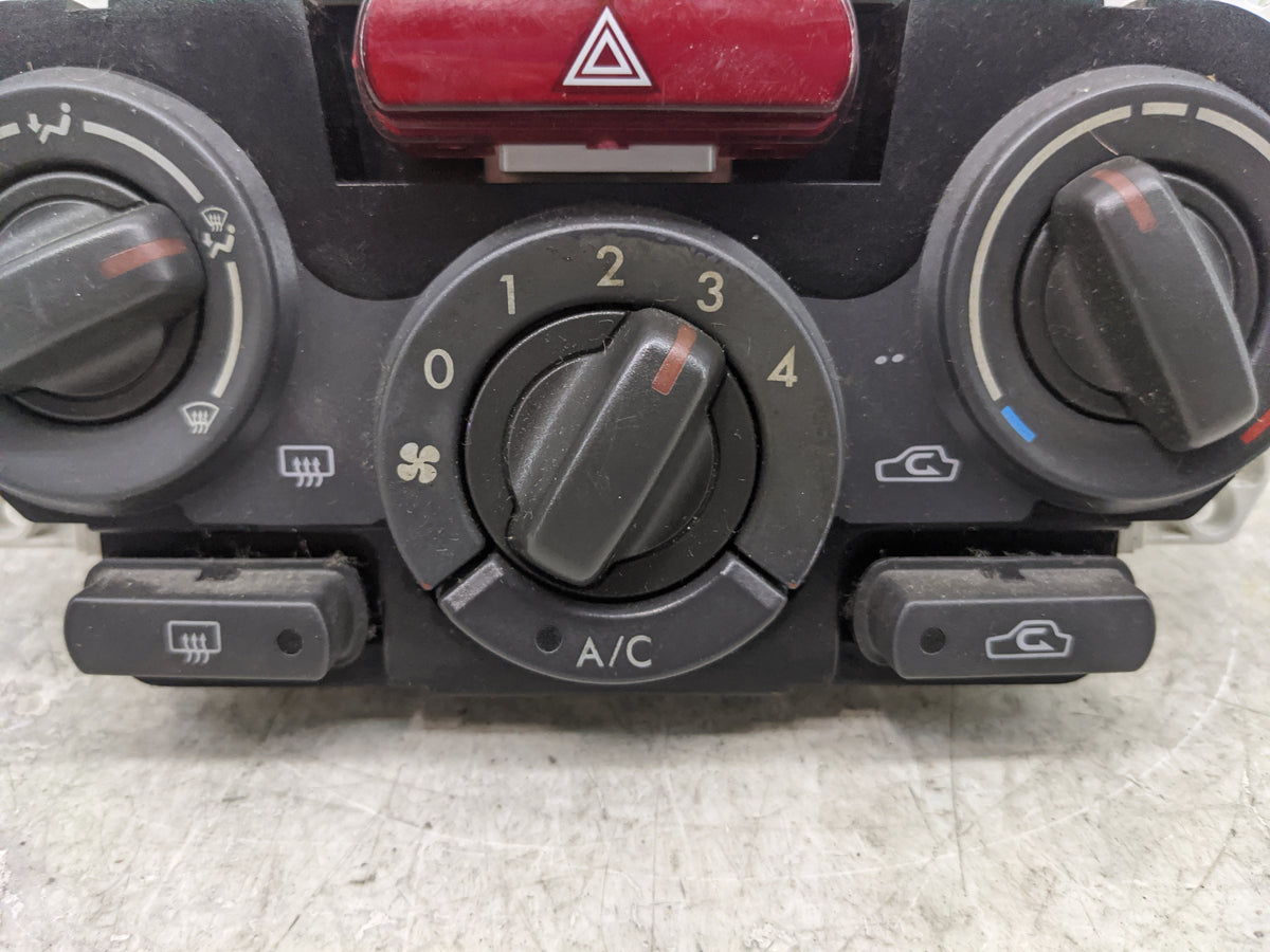 2009-2013 Subaru Forester Climate Control Module Temperature AC/Heater Replacement P/N:72311SC011 Fits OEM Used Auto Parts -