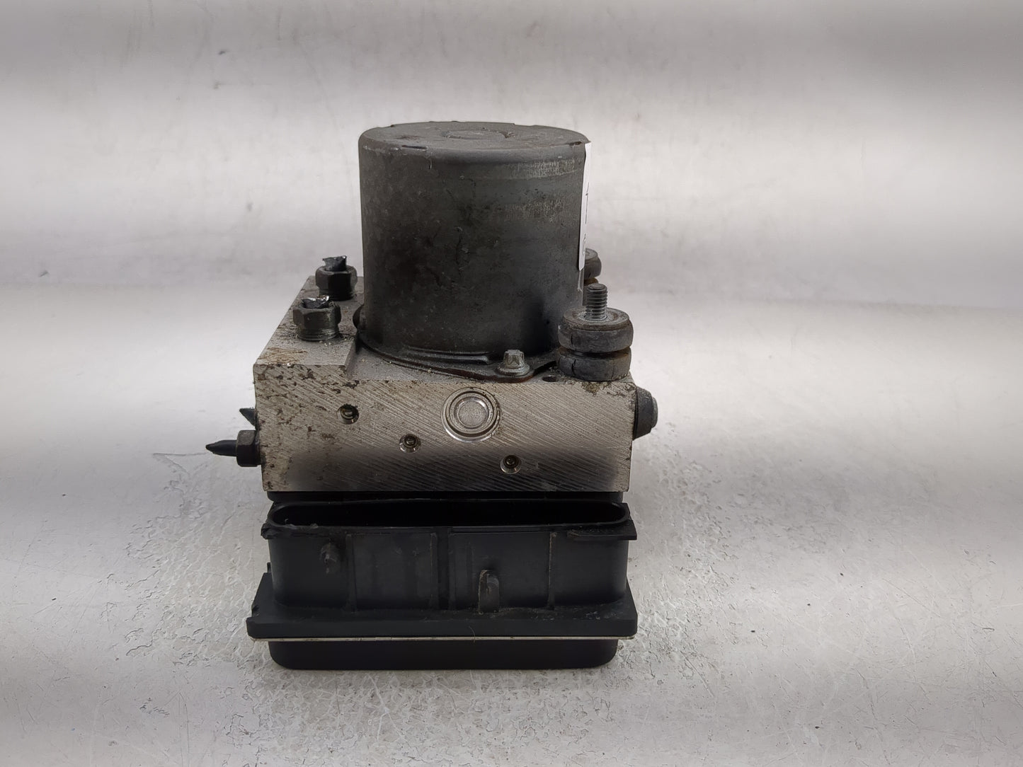 2013 Subaru Forester ABS Pump Control Module Replacement P/N:265951581 Fits OEM Used Auto Parts - Oemusedautoparts1.com