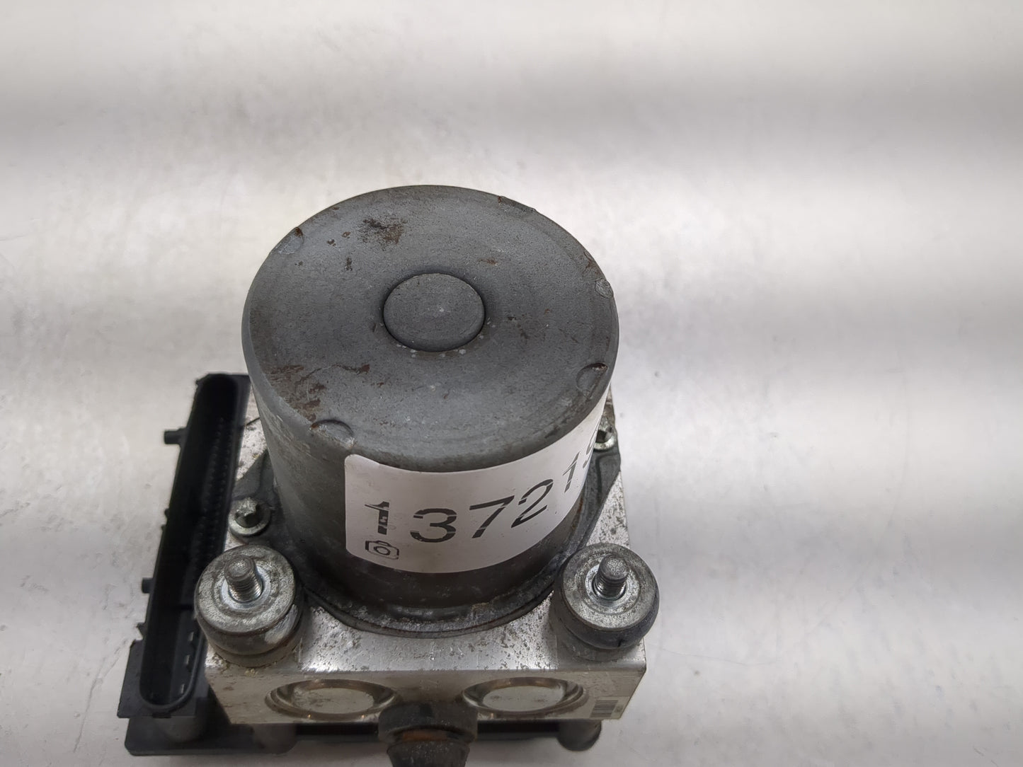 2013 Subaru Forester ABS Pump Control Module Replacement P/N:265951581 Fits OEM Used Auto Parts - Oemusedautoparts1.com
