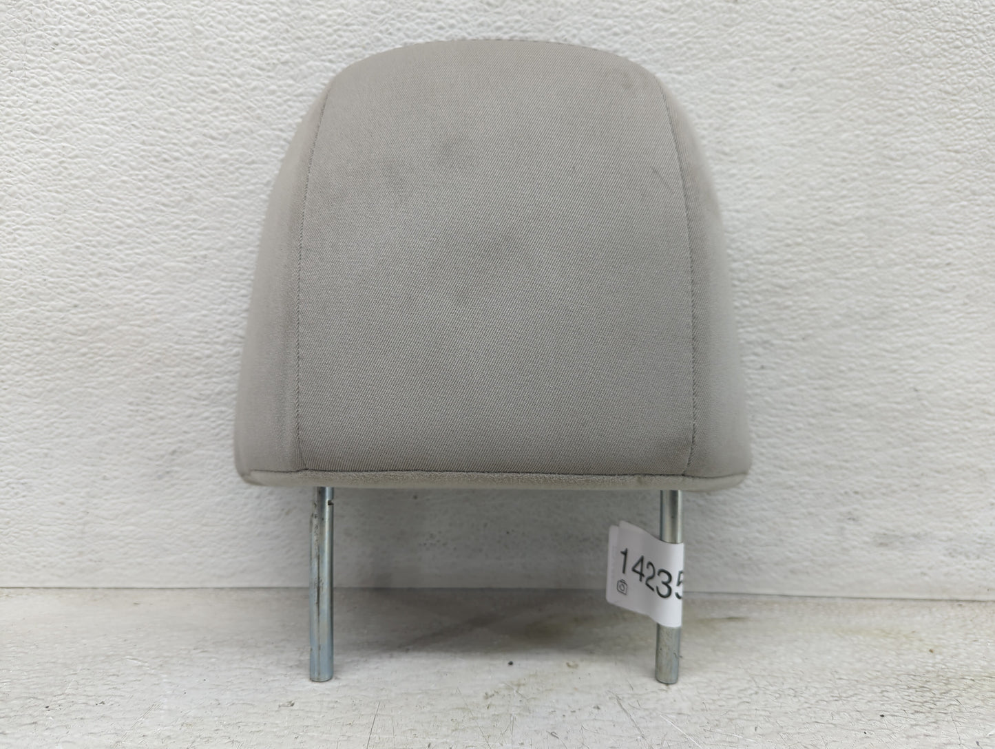2013 Subaru Forester Headrest Head Rest Rear Seat Fits OEM Used Auto Parts - Oemusedautoparts1.com