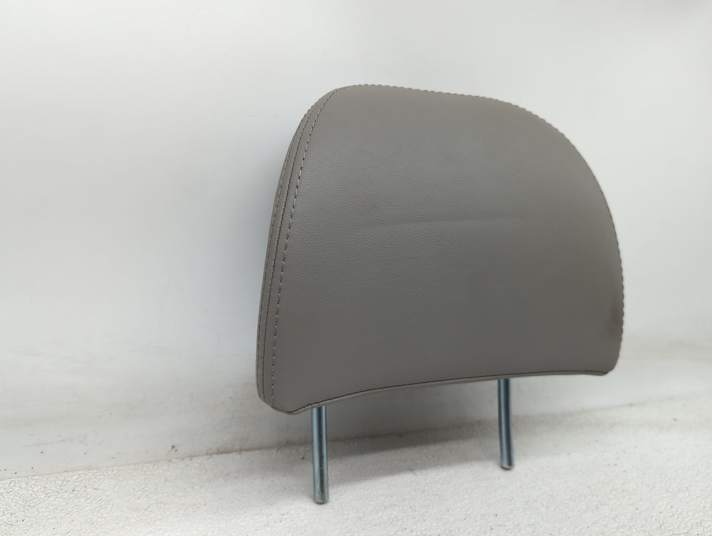 2013 Subaru Forester Headrest Head Rest Rear Seat Fits OEM Used Auto Parts - Oemusedautoparts1.com