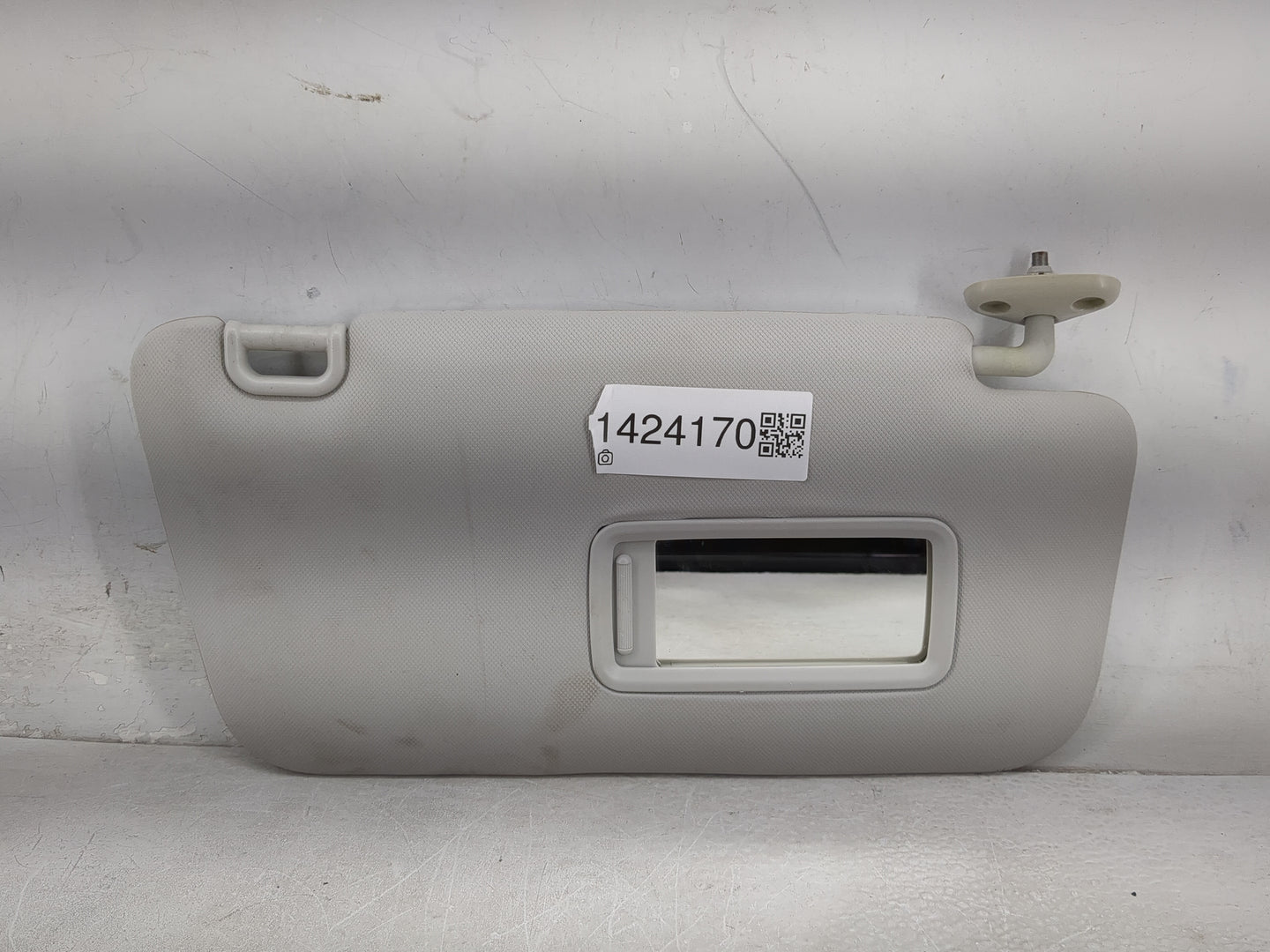 2013 Subaru Forester Sun Visor Shade Replacement Passenger Right Mirror Fits OEM Used Auto Parts - Oemusedautoparts1.com