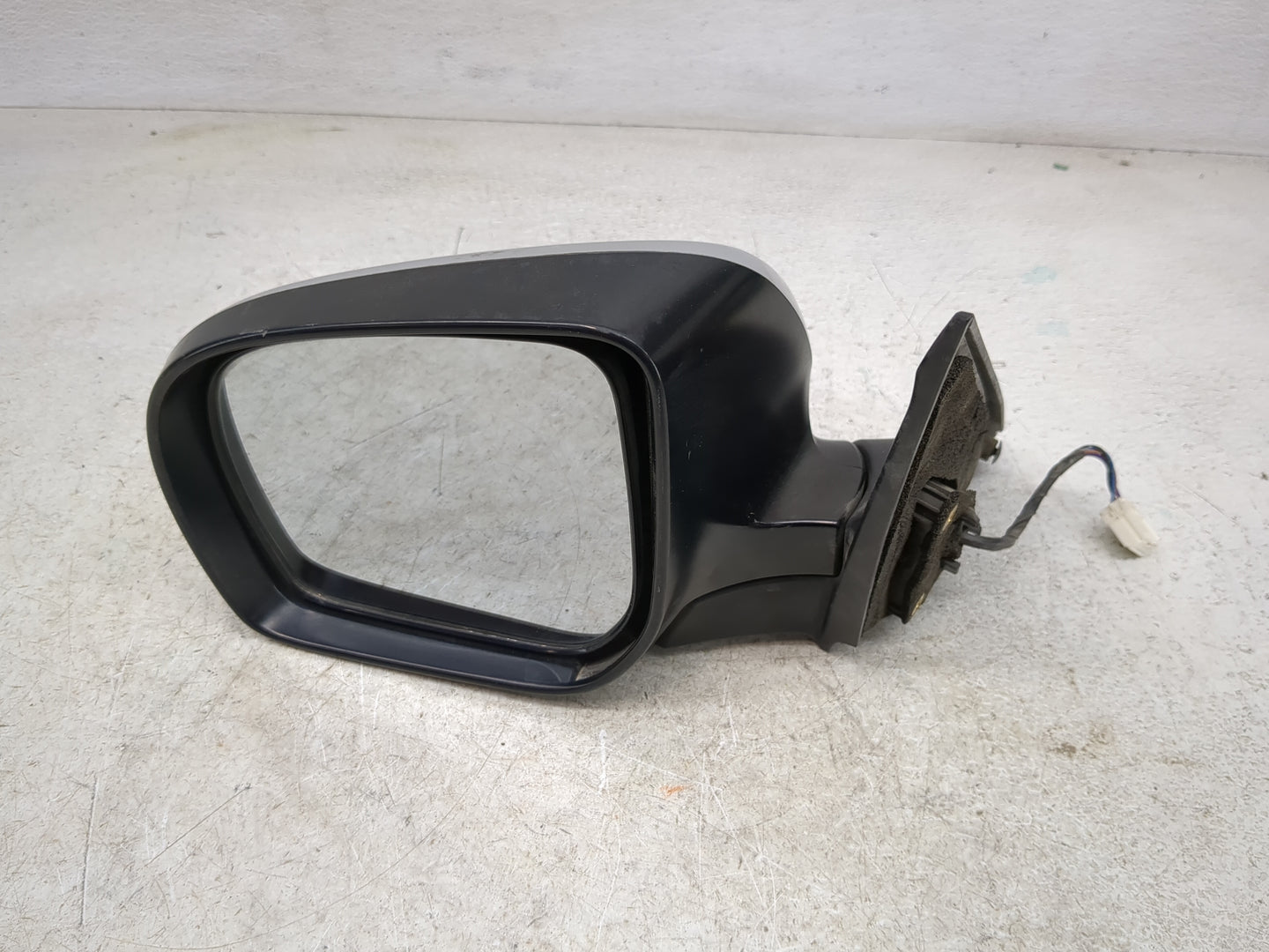 2013 Subaru Forester Driver Side View Mirror - Left Door Mirror OEM Used - Oemusedautoparts1.com