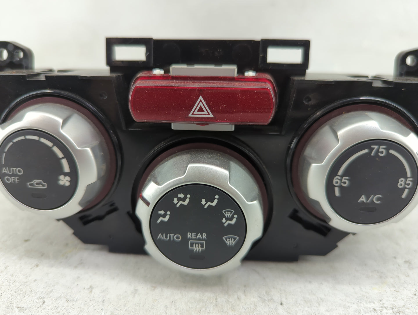2013 Subaru Forester Climate Control Module Temperature AC/Heater Replacement P/N:72311SC270 T1015969T Fits OEM Used Auto Pa