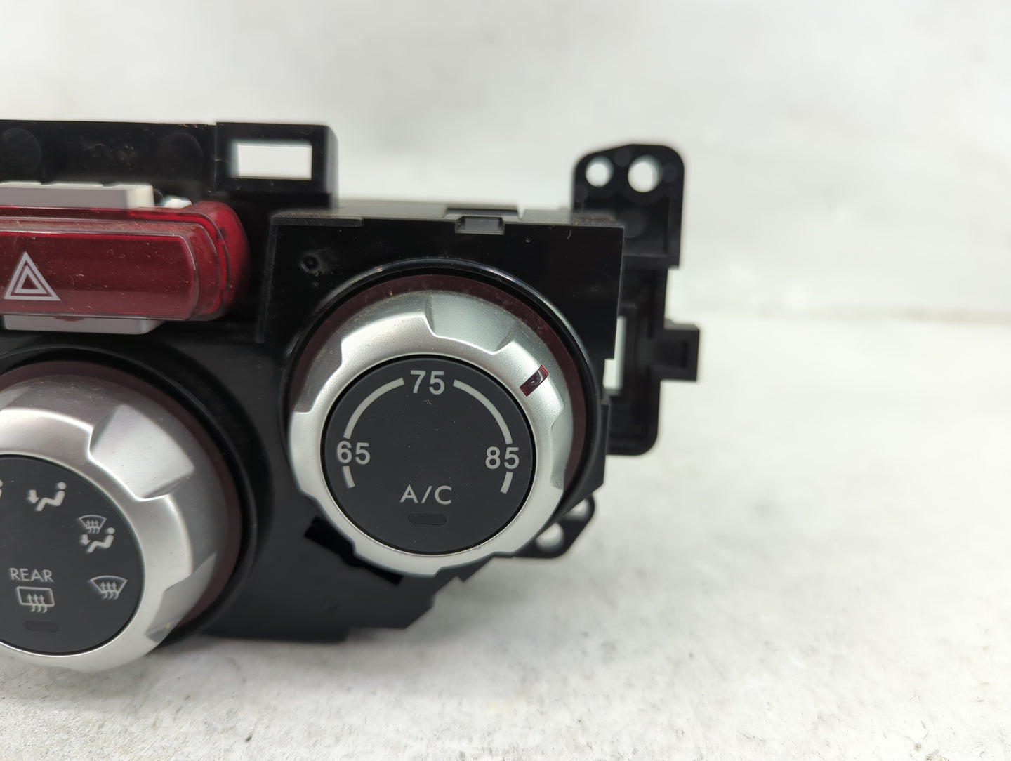 2013 Subaru Forester Climate Control Module Temperature AC/Heater Replacement P/N:72311SC270 T1015969T Fits OEM Used Auto Pa