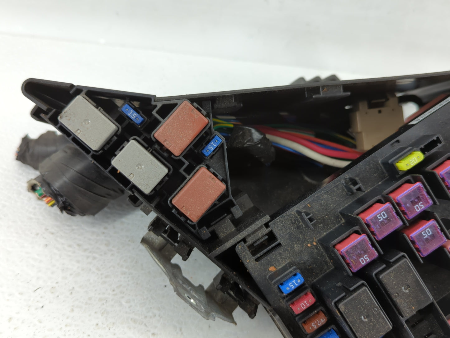 2010-2013 Subaru Forester Fusebox Fuse Box Panel Relay Module P/N:MB100200B Fits Fits 2010 2011 2012 2013 2014 OEM Used Auto