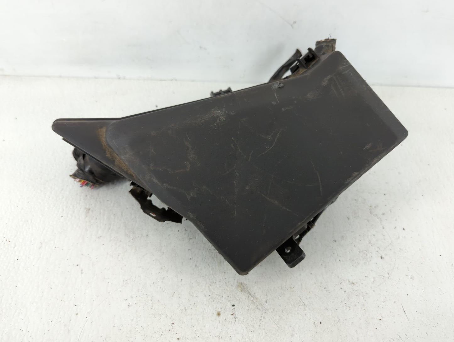 2010-2013 Subaru Forester Fusebox Fuse Box Panel Relay Module P/N:MB100200B Fits Fits 2010 2011 2012 2013 OEM Used Auto Part