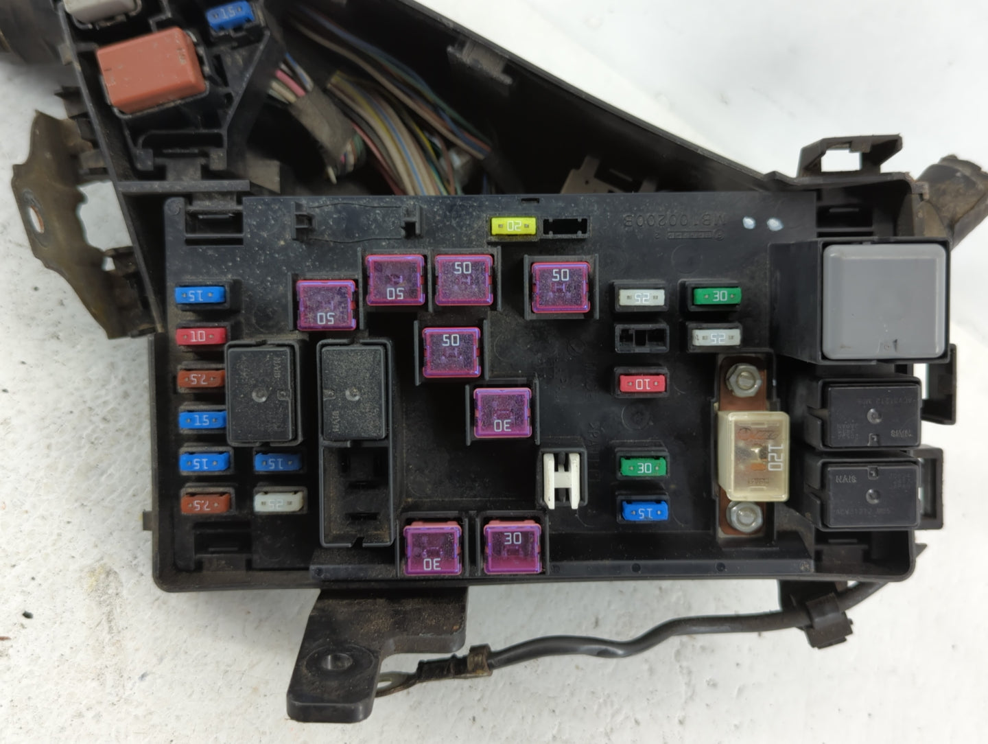 2010-2013 Subaru Forester Fusebox Fuse Box Panel Relay Module P/N:MB100200B Fits Fits 2010 2011 2012 2013 OEM Used Auto Part
