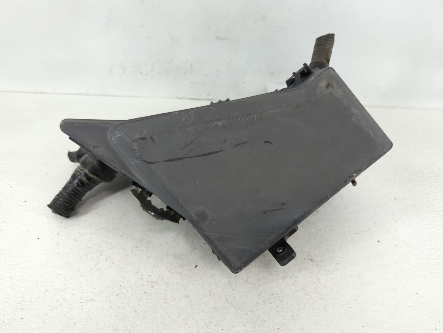 2010-2013 Subaru Forester Fusebox Fuse Box Panel Relay Module P/N:MB100200B Fits Fits 2010 2011 2012 2013 OEM Used Auto Part