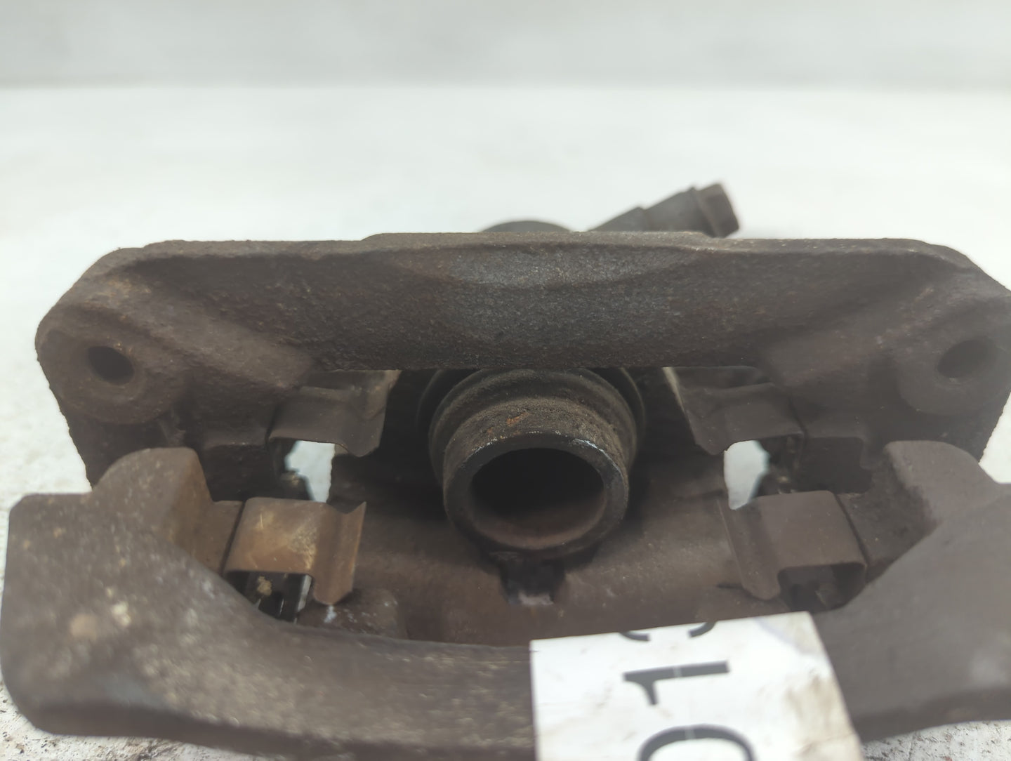 2010-2018 Subaru Forester Front Passenger Right Brake Caliper - Oemusedautoparts1.com