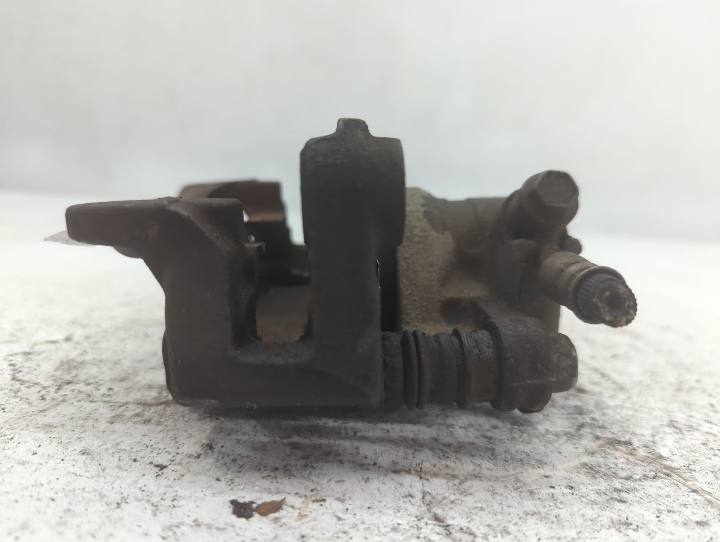 2010-2018 Subaru Forester Front Passenger Right Brake Caliper - Oemusedautoparts1.com