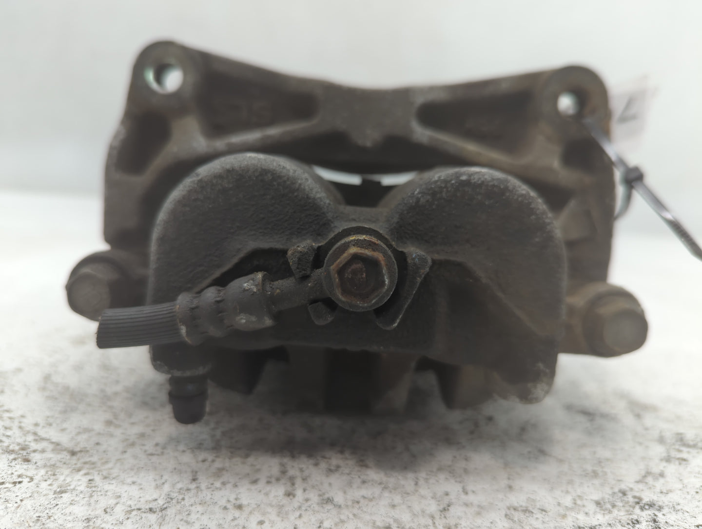 Subaru Forester Front Driver Left Brake Caliper 701403 - Oemusedautoparts1.com