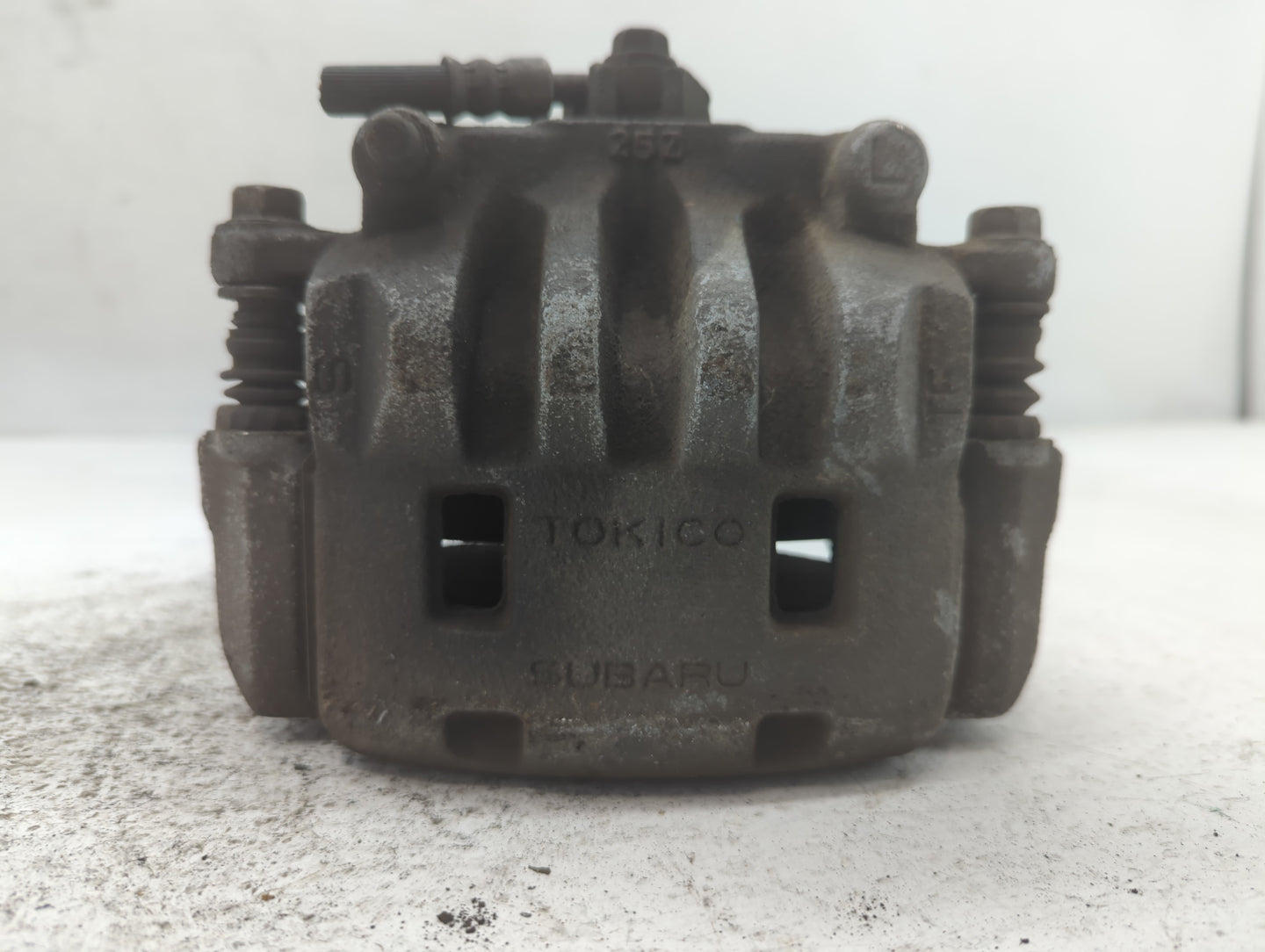 Subaru Forester Front Driver Left Brake Caliper 701403 - Oemusedautoparts1.com