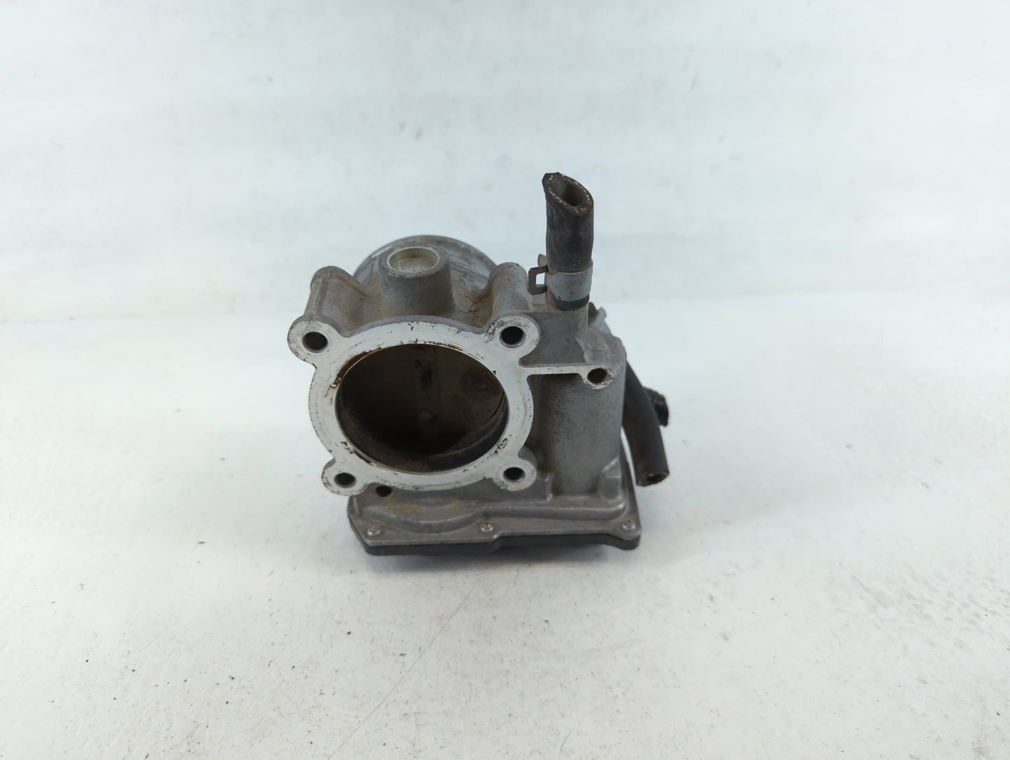 2011-2018 Subaru Forester Throttle Body P/N:16112AA380 Fits Fits 2011 2012 2013 2014 2015 2016 2017 2018 OEM Used Auto Parts