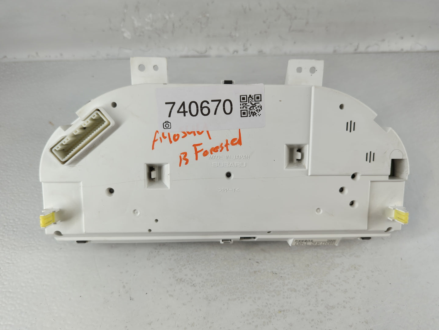 2013 Subaru Forester Instrument Cluster Speedometer Gauges P/N:85003SC730 85003SC74, 85003SC740 Miles: Fits OEM Used Auto Pa