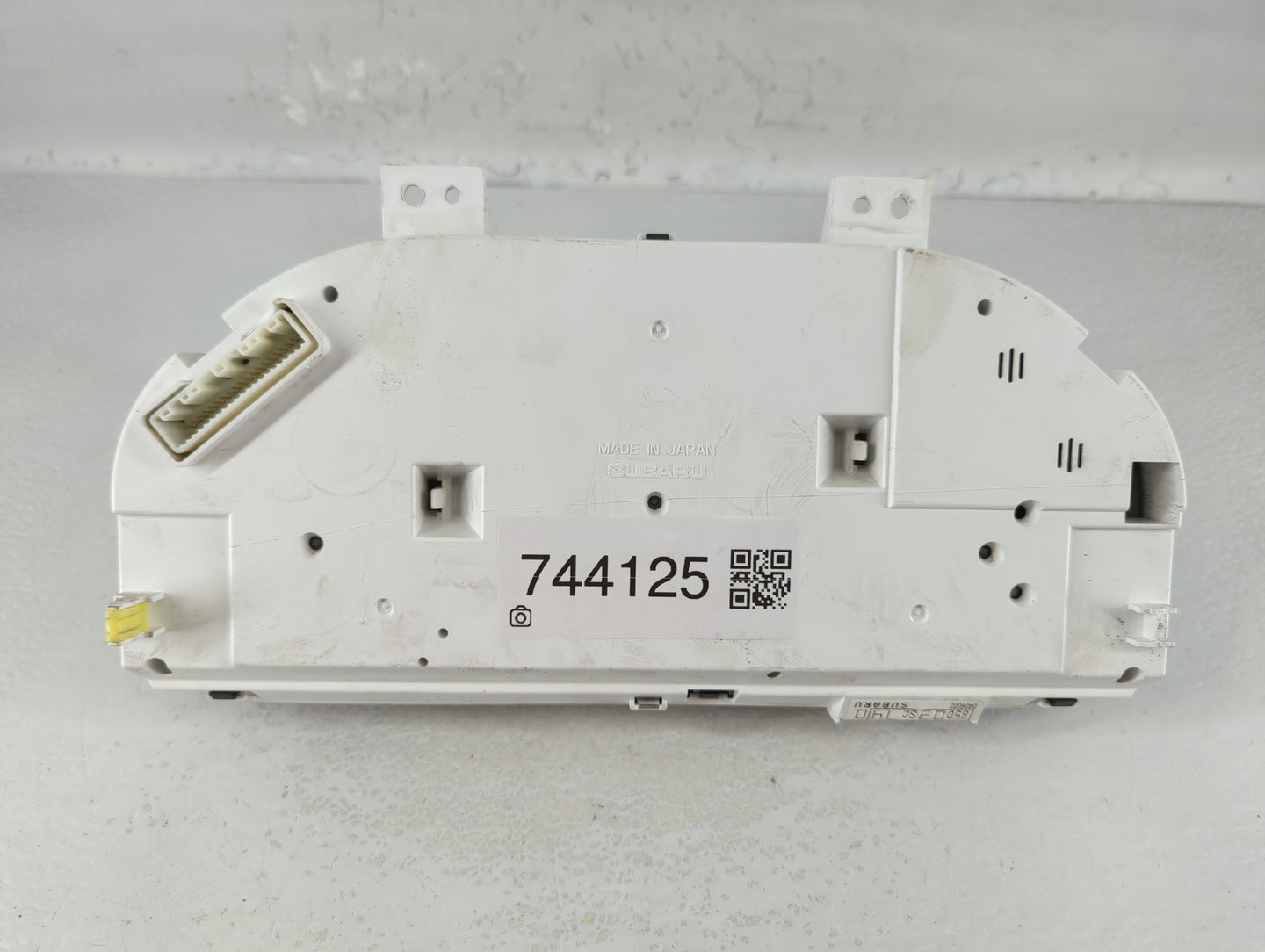 2013 Subaru Forester Instrument Cluster Speedometer Gauges P/N:85003SC740 Fits OEM Used Auto Parts - Oemusedautoparts1.com