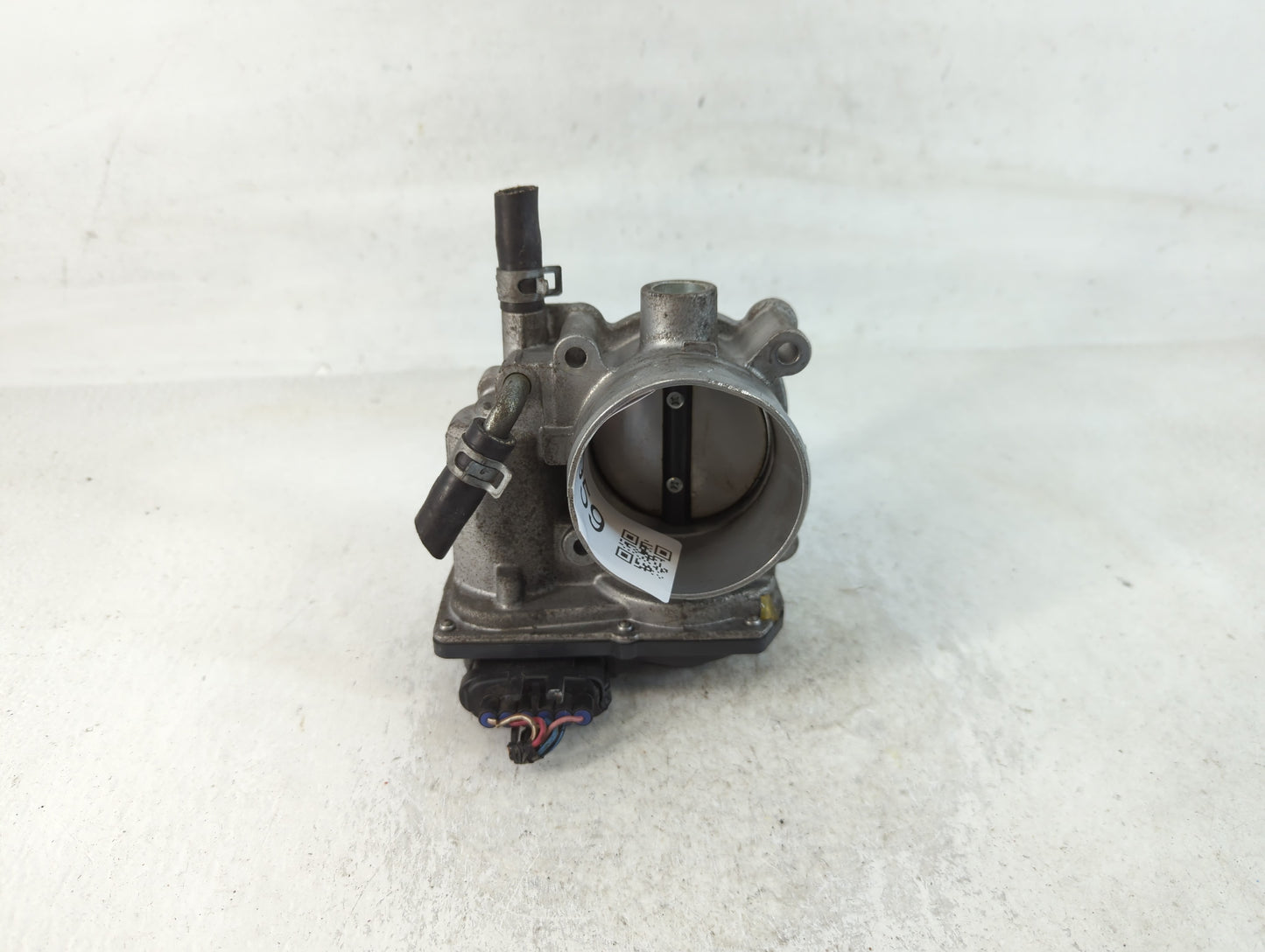 2011-2018 Subaru Forester Throttle Body P/N:16112AA380 Fits Fits 2011 2012 2013 2014 2015 2016 2017 2018 OEM Used Auto Parts