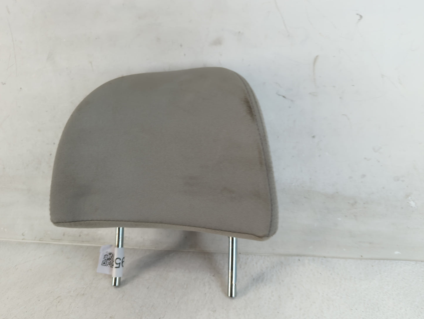 2013 Subaru Forester Headrest Head Rest Front Driver Passenger Seat Fits OEM Used Auto Parts - Oemusedautoparts1.com