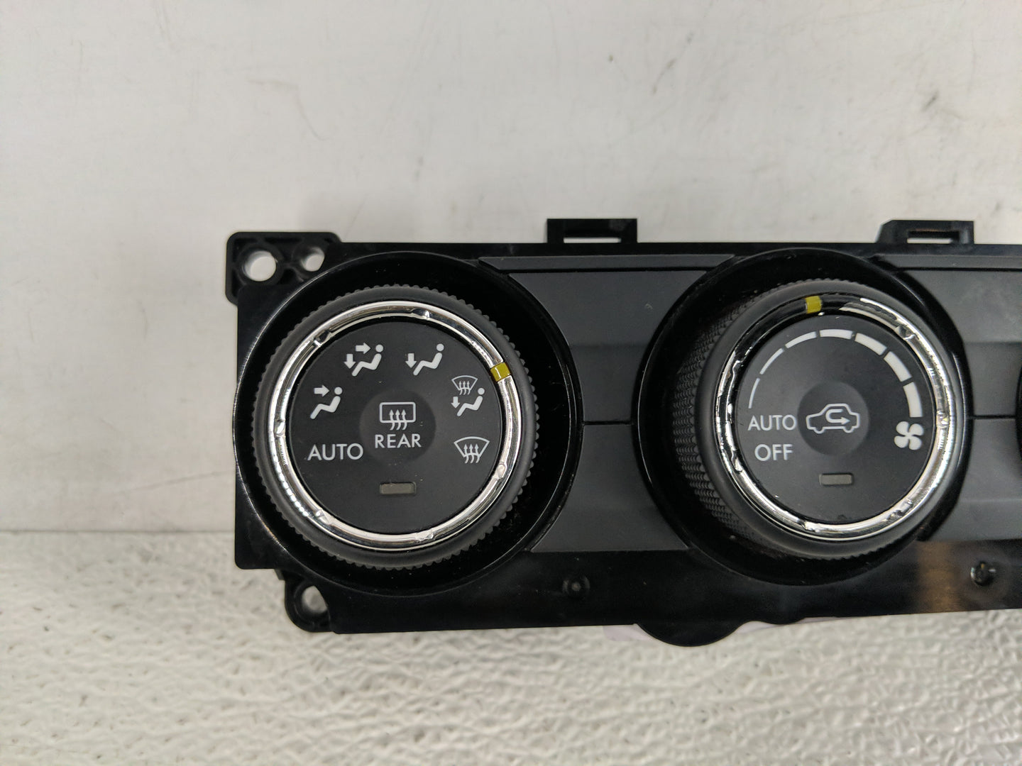2012-2013 Subaru Impreza Climate Control Module Temperature AC/Heater Replacement P/N:72311FJ130 Fits Fits 2012 2013 OEM Use