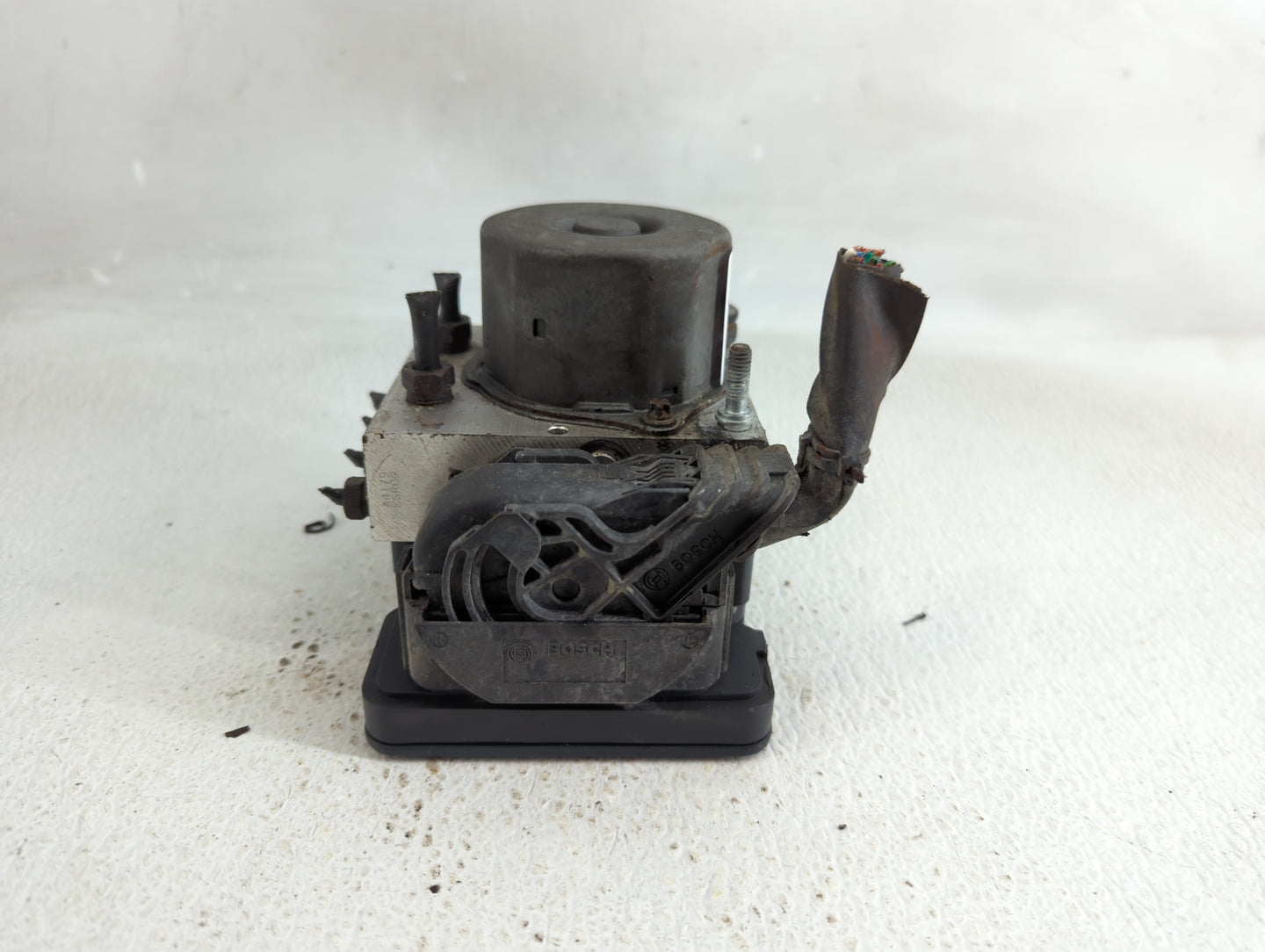 2013-2014 Subaru Impreza ABS Pump Control Module Replacement Fits Fits 2013 2014 OEM Used Auto Parts - Oemusedautoparts1.com