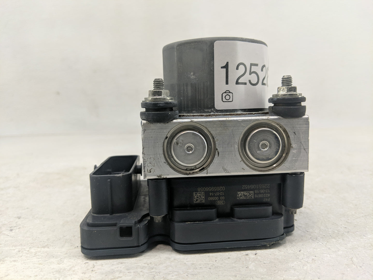 2013-2014 Subaru Impreza ABS Pump Control Module Replacement P/N:2265106452 0265956058 Fits Fits 2013 2014 OEM Used Auto Par