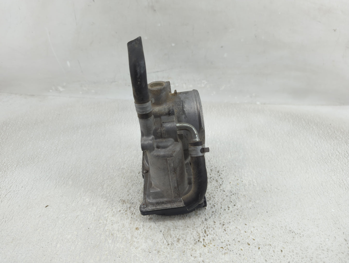 2012-2016 Subaru Impreza Throttle Body P/N:16112AA380 Fits Fits 2011 2012 2013 2014 2015 2016 2017 2018 OEM Used Auto Parts 