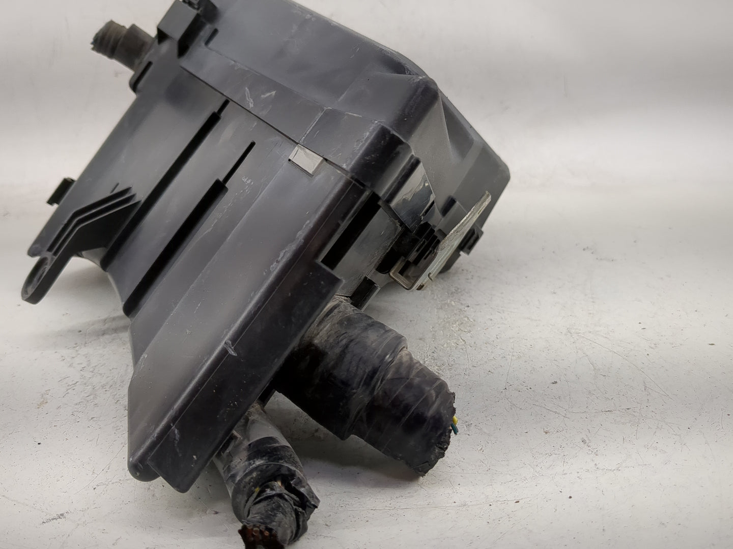 2012-2014 Subaru Impreza Fusebox Fuse Box Panel Relay Module Fits Fits 2012 2013 2014 OEM Used Auto Parts - Oemusedautoparts
