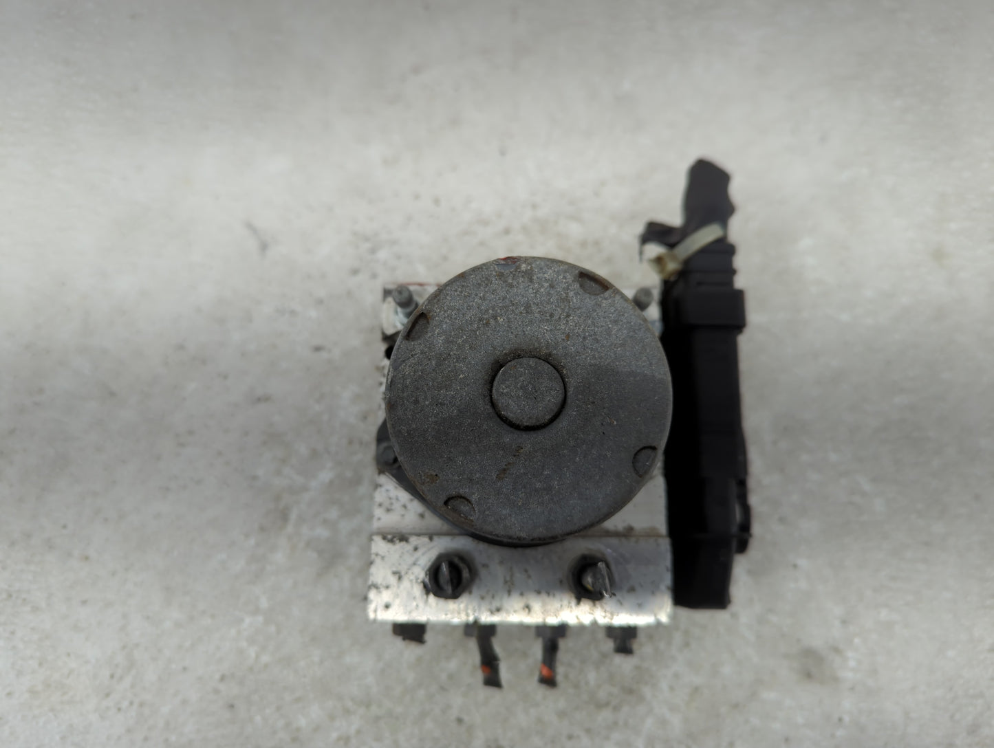 2013-2014 Subaru Impreza ABS Pump Control Module Replacement P/N:27536FG180 Fits Fits 2013 2014 OEM Used Auto Parts - Oemuse