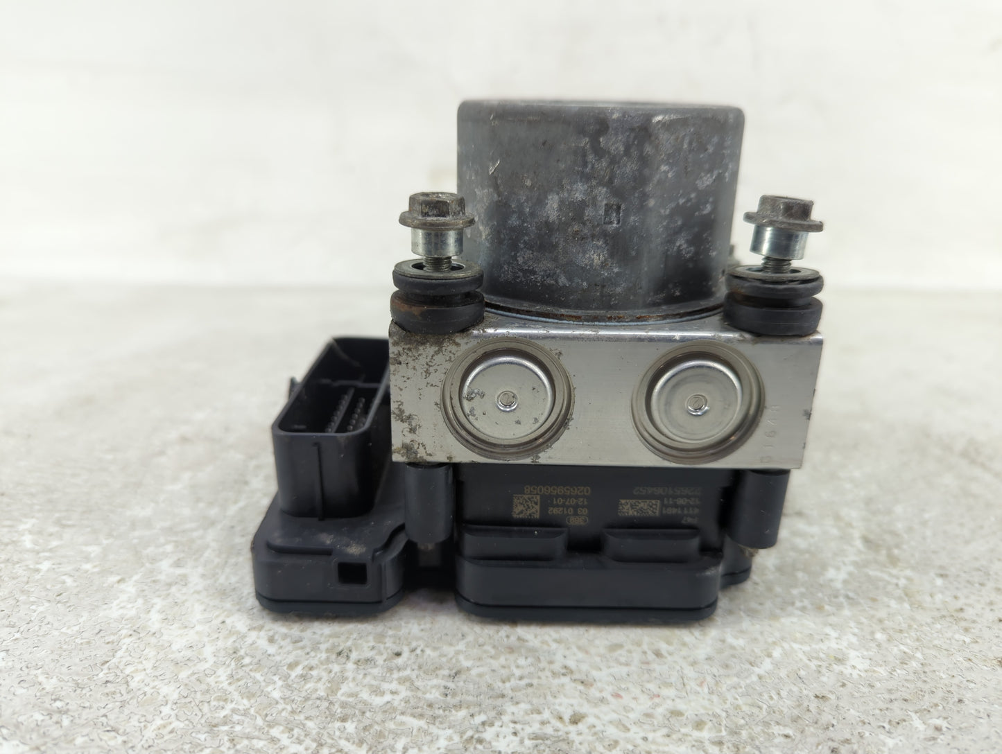 2013-2014 Subaru Impreza ABS Pump Control Module Replacement P/N:269 529 Fits Fits 2013 2014 OEM Used Auto Parts - Oemusedau