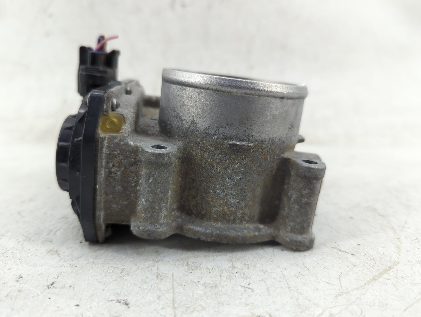 2012-2016 Subaru Impreza Throttle Body P/N:16112AA380 Fits Fits 2011 2012 2013 2014 2015 2016 2017 2018 OEM Used Auto Parts 