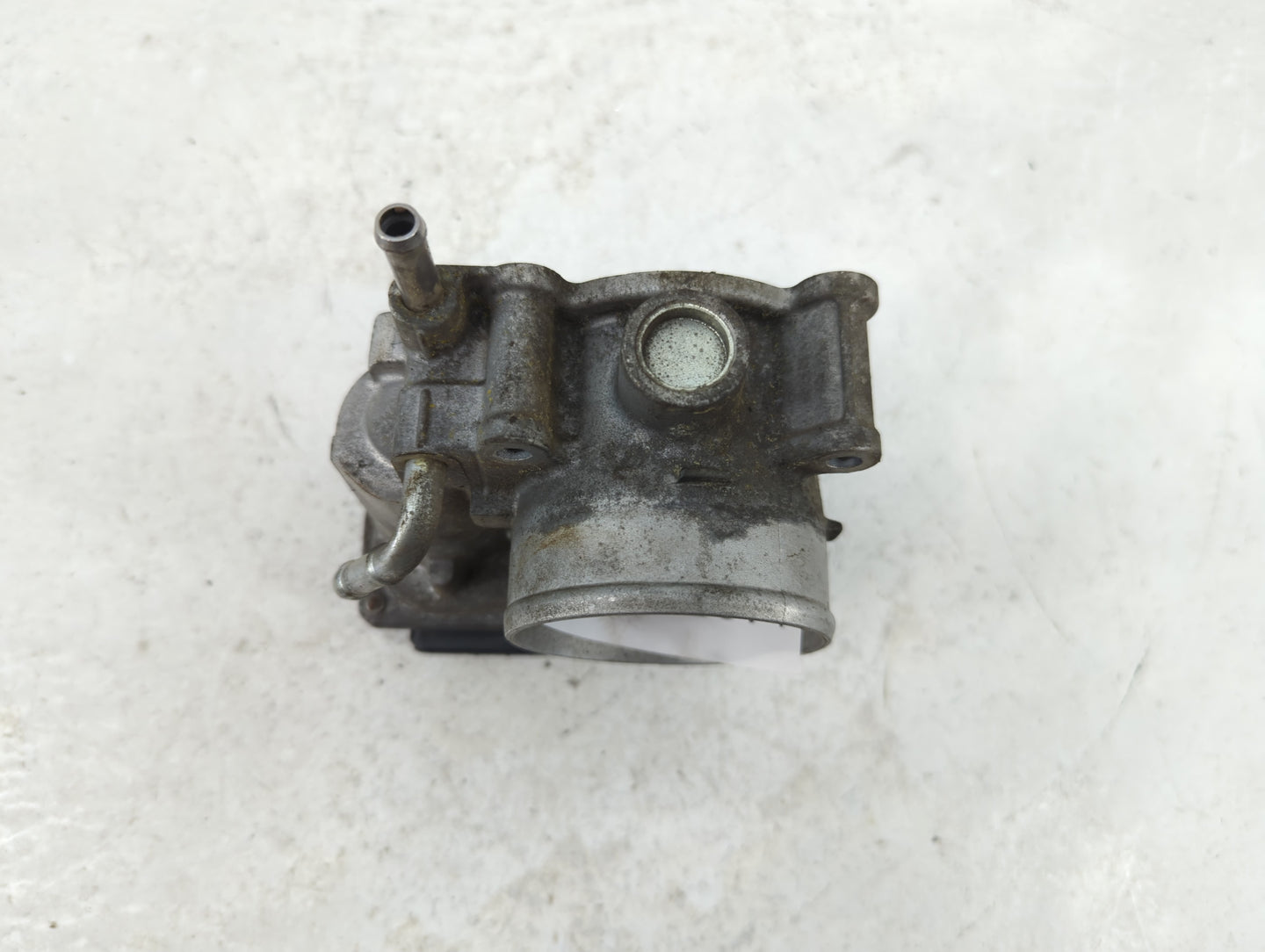 2012-2016 Subaru Impreza Throttle Body P/N:16112AA380 Fits Fits 2011 2012 2013 2014 2015 2016 2017 2018 OEM Used Auto Parts 