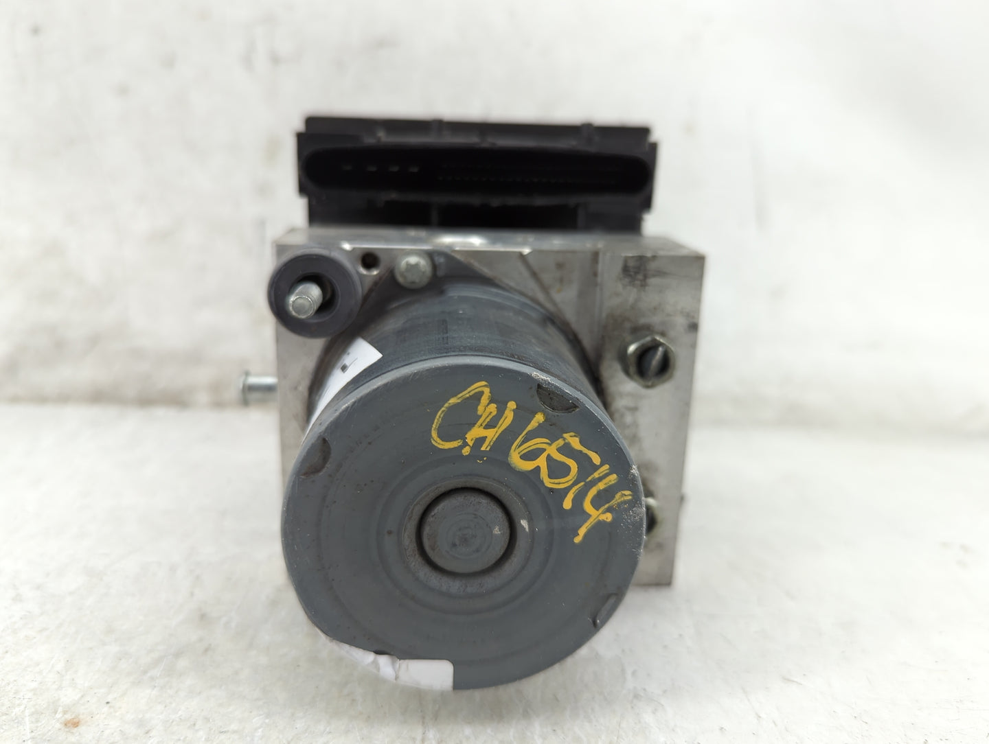 2012-2013 Subaru Impreza ABS Pump Control Module Replacement P/N:0 265 951 905 Fits Fits 2012 2013 OEM Used Auto Parts - Oem