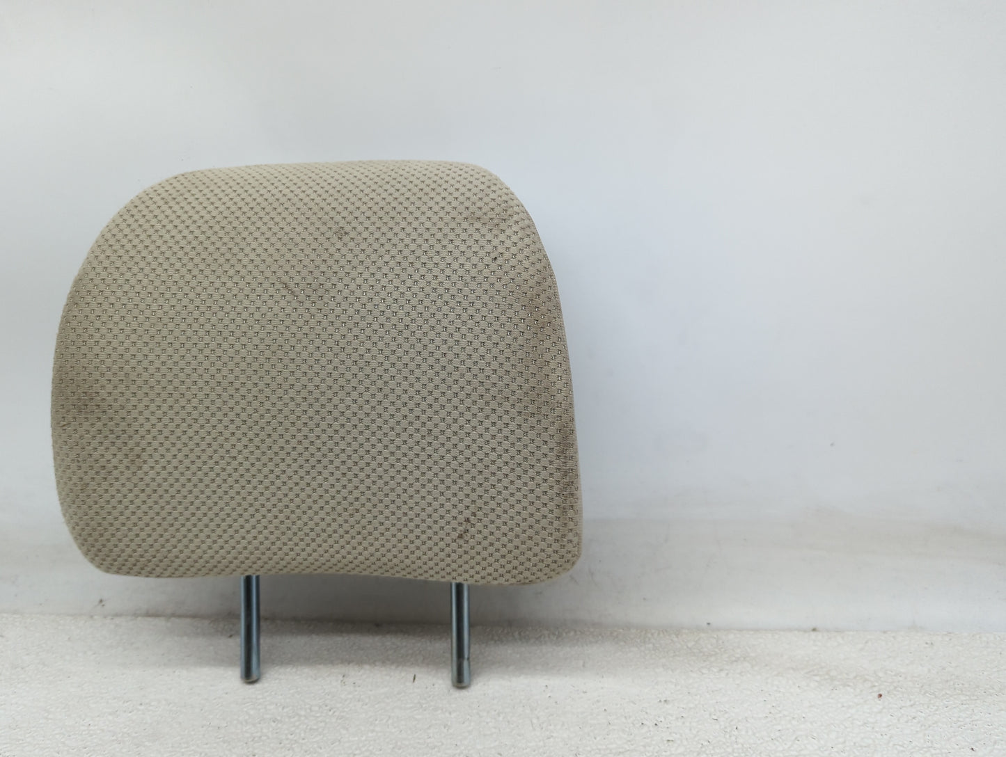 2013 Subaru Impreza Headrest Head Rest Rear Seat Fits OEM Used Auto Parts - Oemusedautoparts1.com