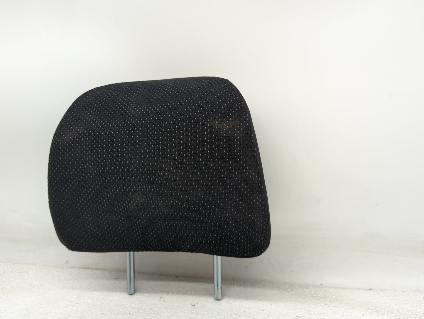 2013 Subaru Impreza Headrest Head Rest Rear Seat Fits OEM Used Auto Parts - Oemusedautoparts1.com