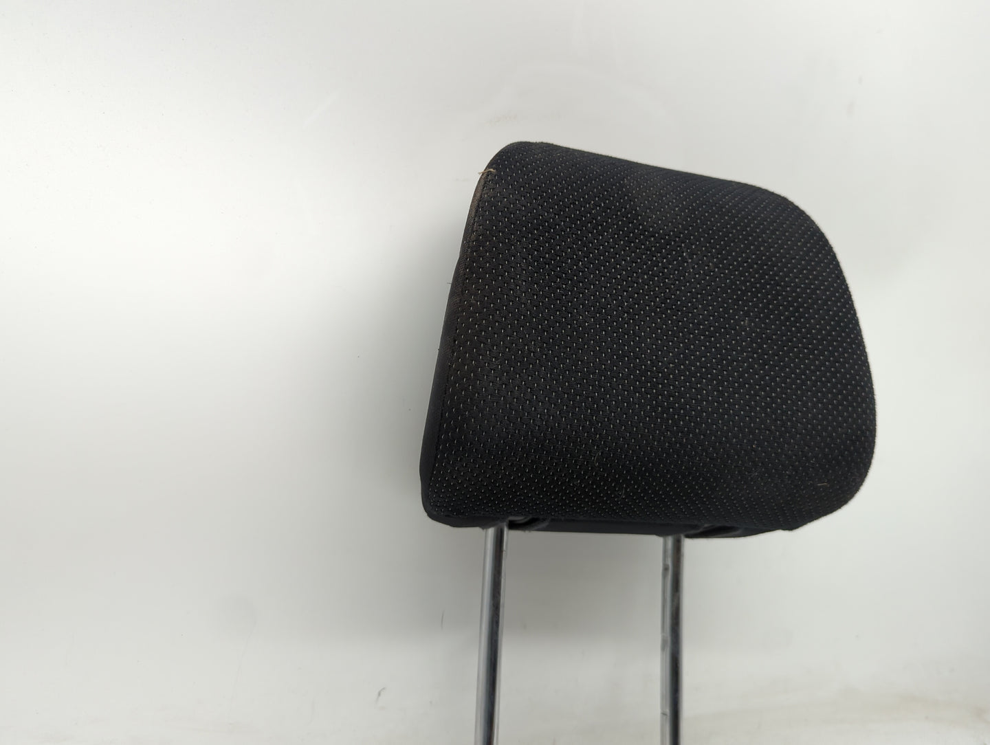 2013 Subaru Impreza Headrest Head Rest Front Driver Seat Black 1423855 - Oemusedautoparts1.com