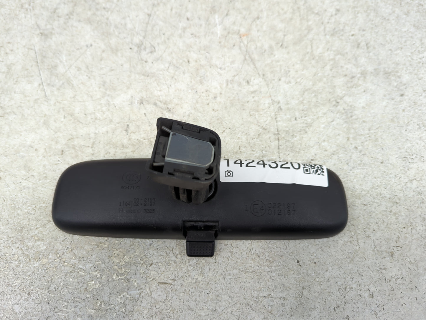 2012-2016 Subaru Impreza Interior Rear View Mirror Replacement OEM P/N:E4022197 Fits OEM Used Auto Parts - Oemusedautoparts1