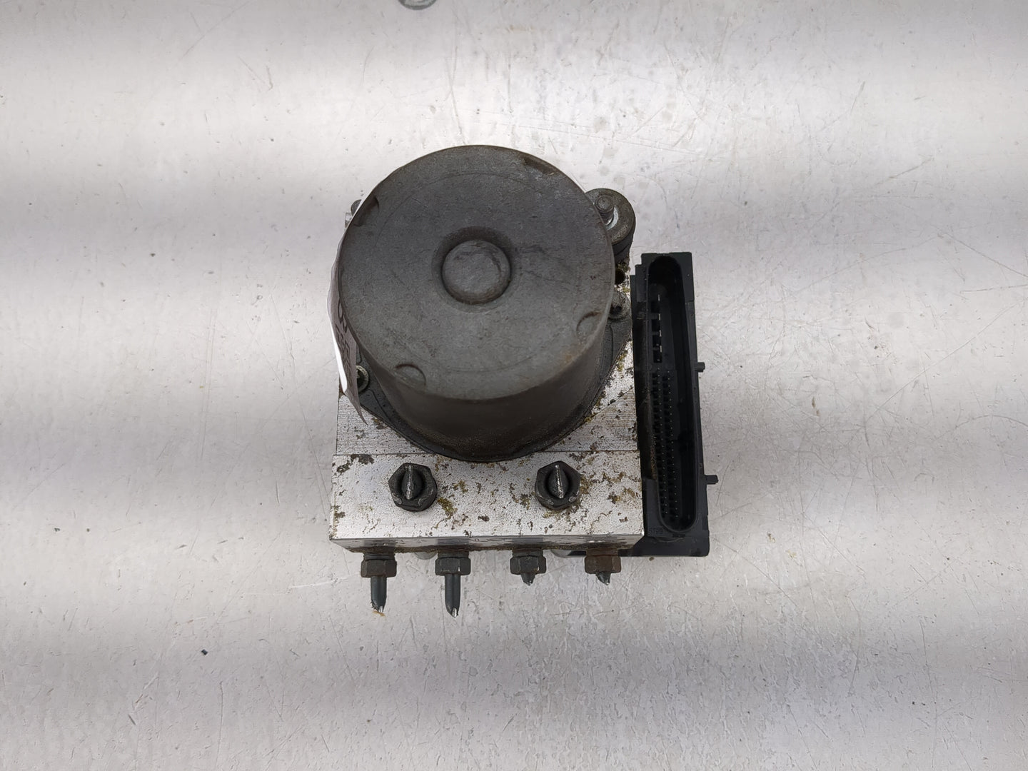 2012-2013 Subaru Impreza ABS Pump Control Module Replacement P/N:0 265 951 905 Fits Fits 2012 2013 OEM Used Auto Parts - Oem