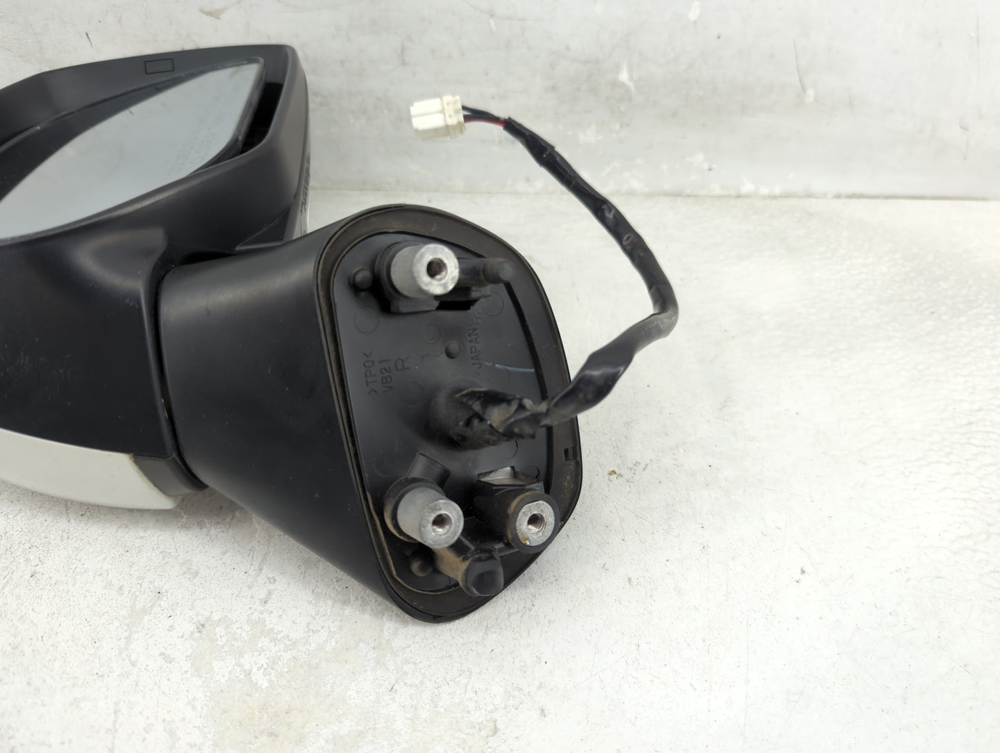 2012-2014 Subaru Impreza Passenger Side View Mirror - Right Door Mirror OEM Used - Oemusedautoparts1.com