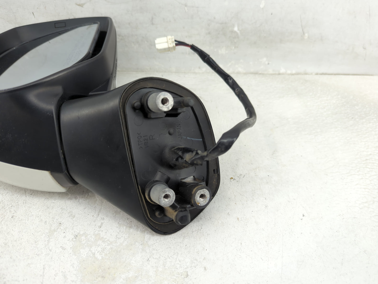 2012-2014 Subaru Impreza Passenger Side View Mirror - Right Door Mirror OEM Used - Oemusedautoparts1.com