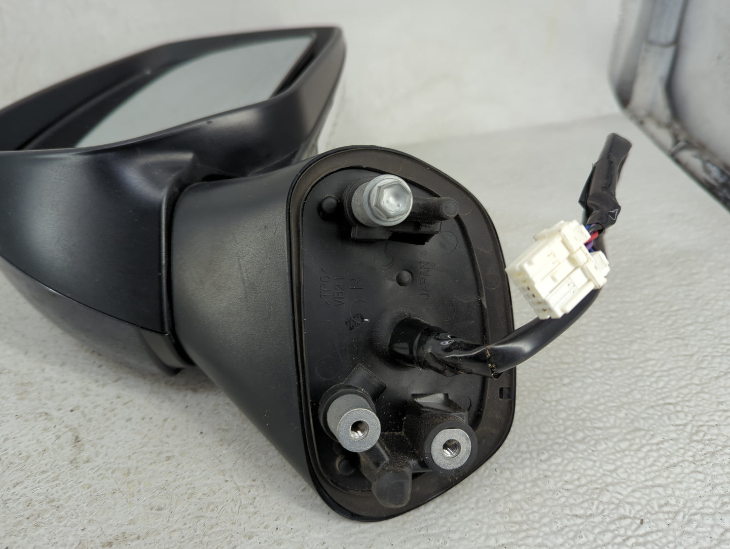 2012-2014 Subaru Impreza Passenger Side View Mirror - Right Door Mirror OEM Used - Oemusedautoparts1.com