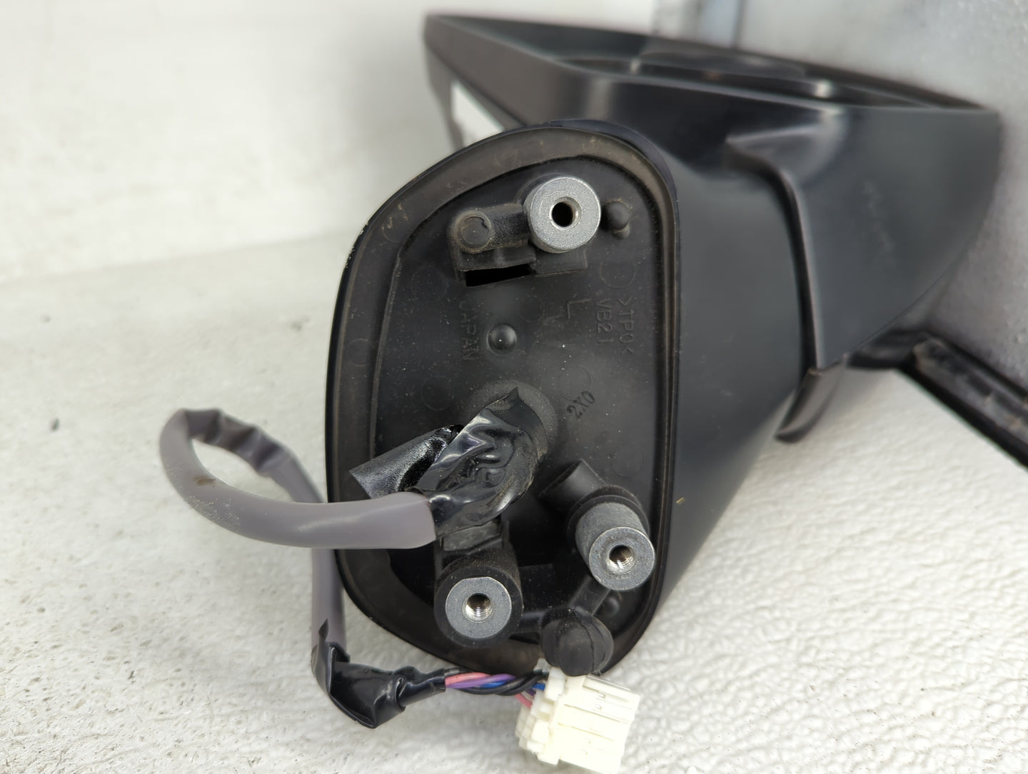 2012-2014 Subaru Impreza Driver Side View Mirror - Left Door Mirror OEM Used - Oemusedautoparts1.com