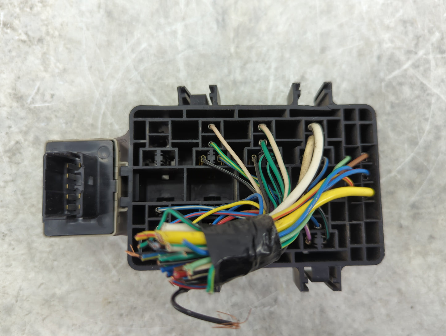 2010-2014 Subaru Impreza Body Control Module Bcm Inner Cabin Fuse Box - Oemusedautoparts1.com