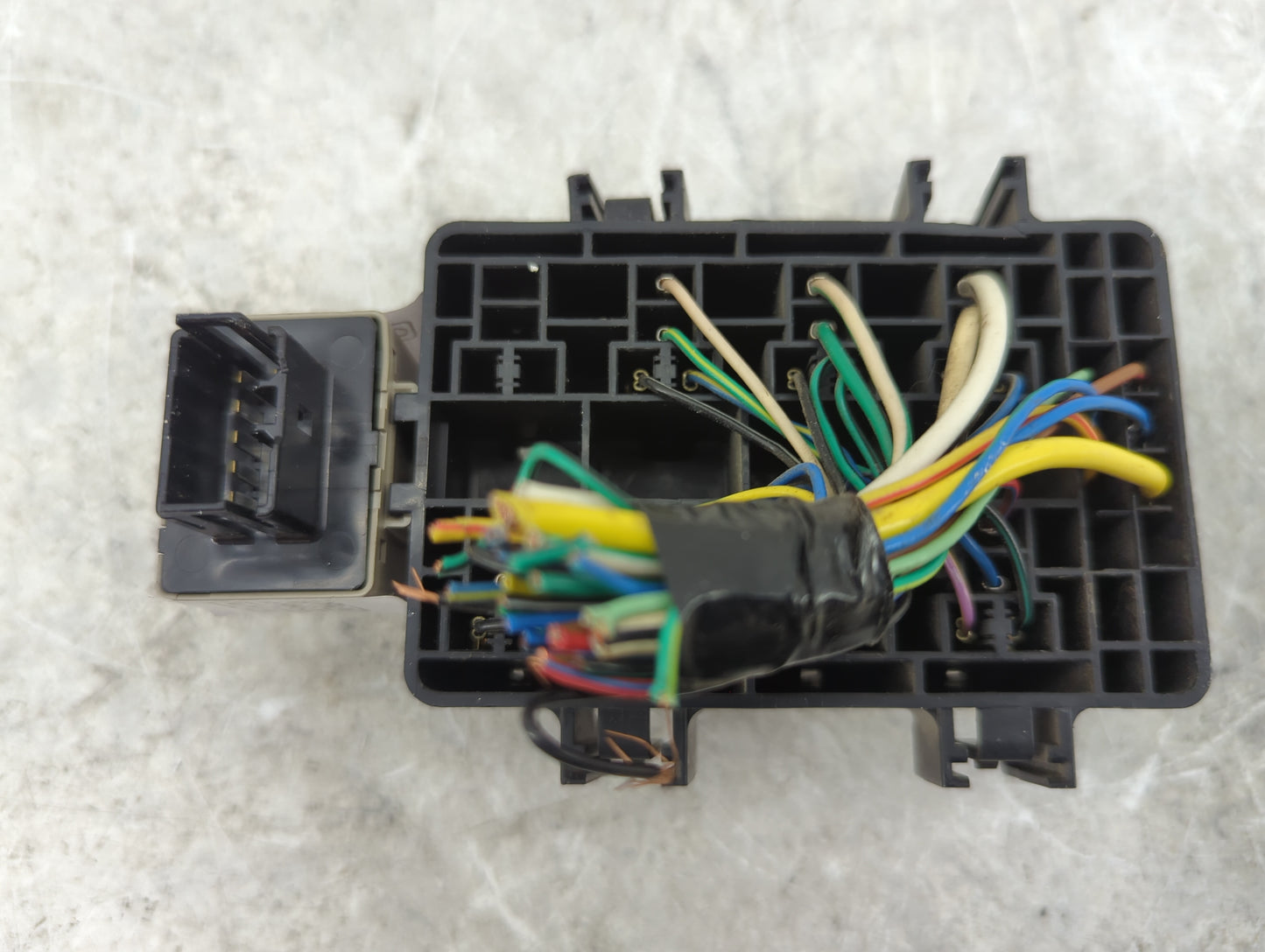 2010-2014 Subaru Impreza Body Control Module Bcm Inner Cabin Fuse Box - Oemusedautoparts1.com