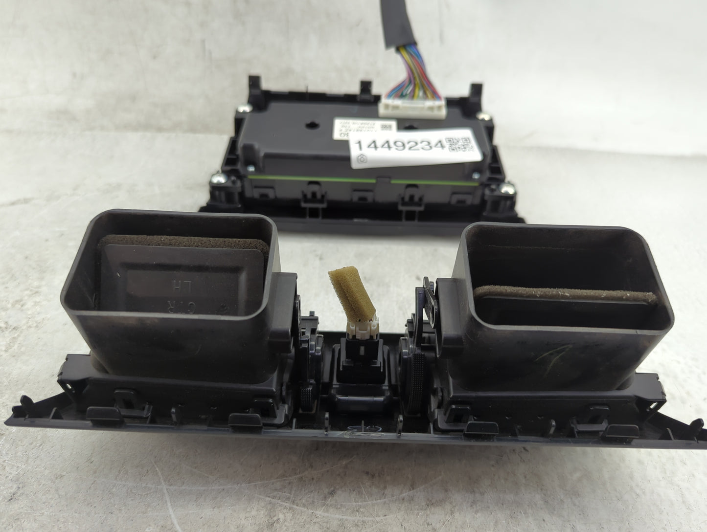 2013 Subaru Impreza Climate Control Module Temperature AC/Heater Replacement P/N:T1019814Z Fits OEM Used Auto Parts - Oemuse