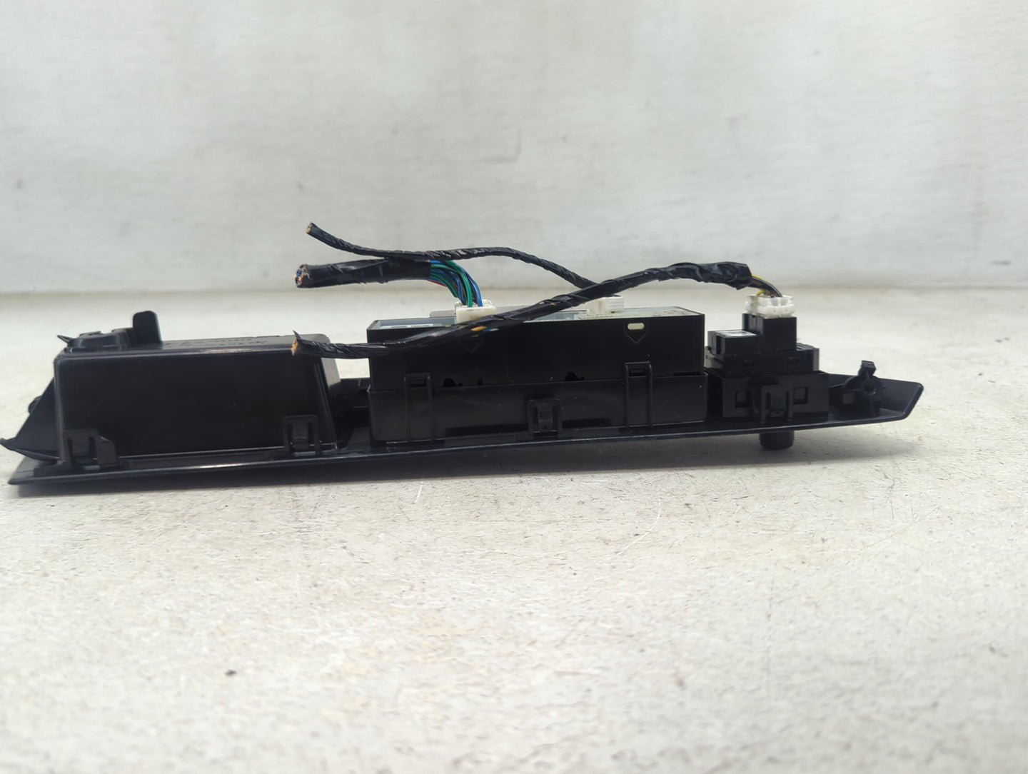 2013 Subaru Impreza Master Power Window Switch Replacement Driver Side Left P/N:83061FJ010 Fits OEM Used Auto Parts - Oemuse