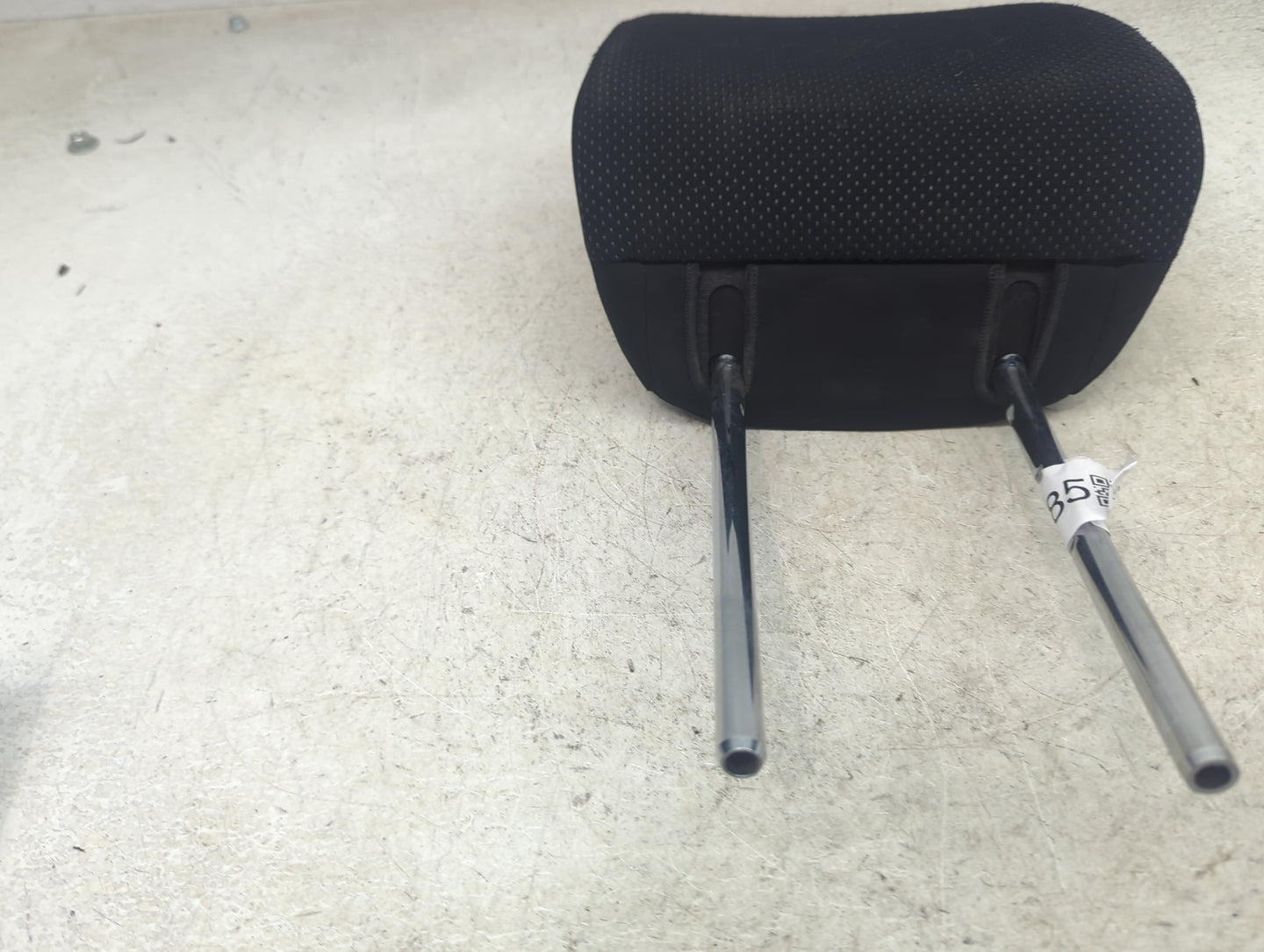 2013 Subaru Impreza Headrest Head Rest Front Driver Seat Black 1472985 - Oemusedautoparts1.com