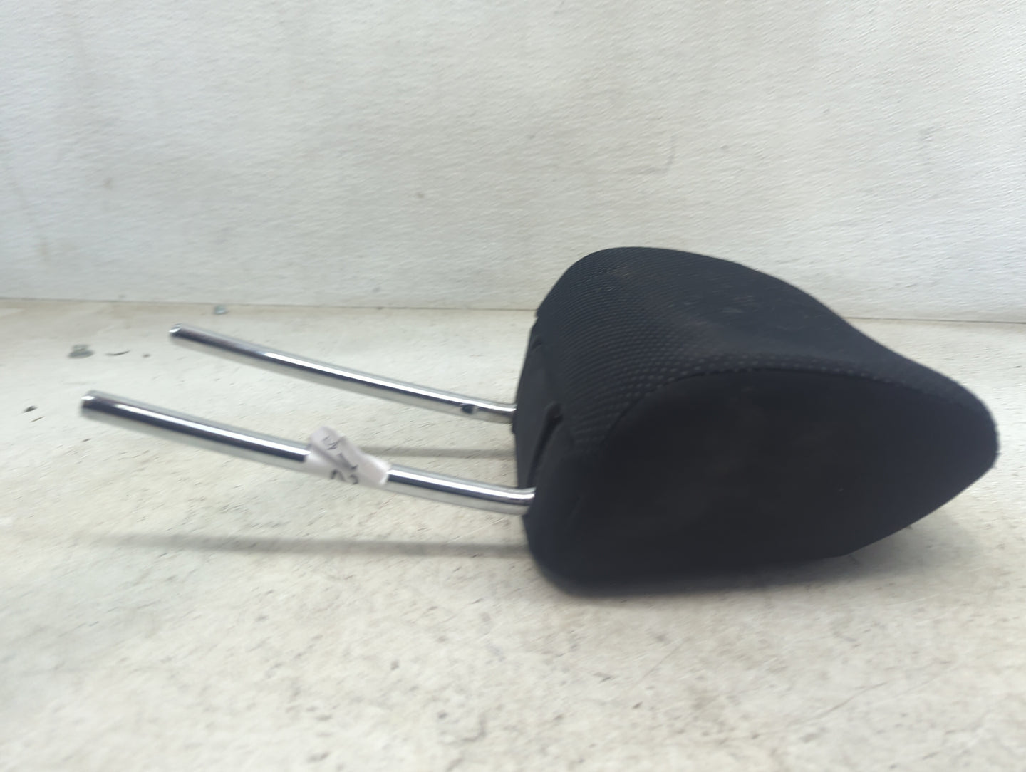2013 Subaru Impreza Headrest Head Rest Front Driver Seat Black 1472985 - Oemusedautoparts1.com