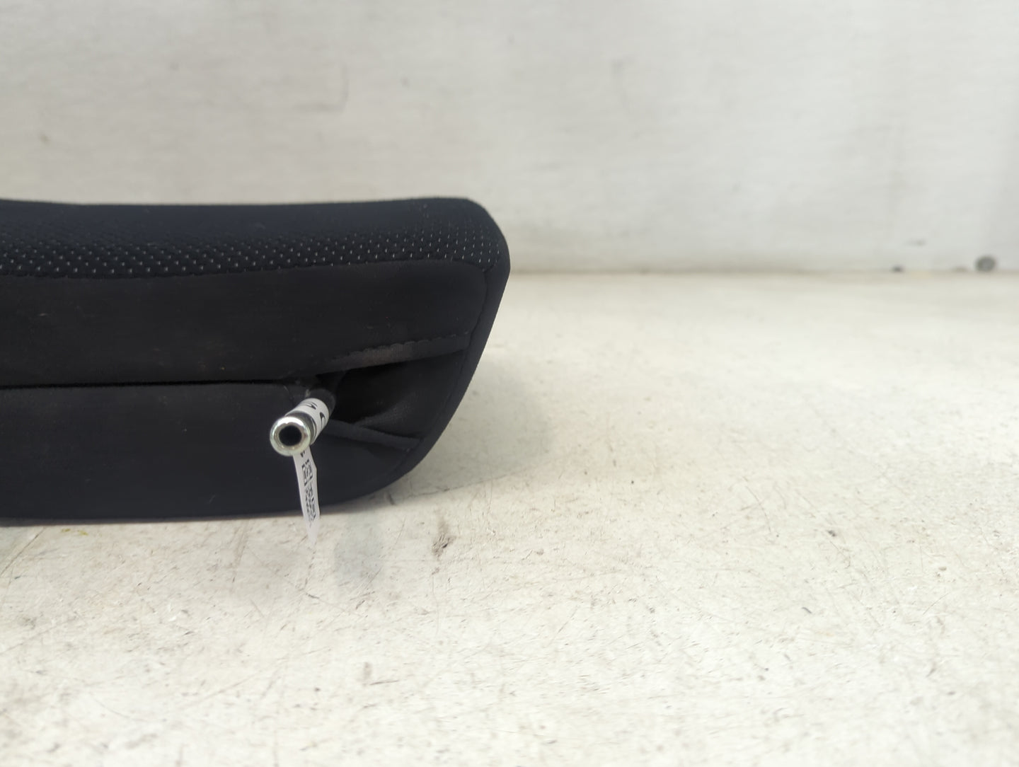 2013 Subaru Impreza Headrest Head Rest Rear Seat Fits OEM Used Auto Parts - Oemusedautoparts1.com