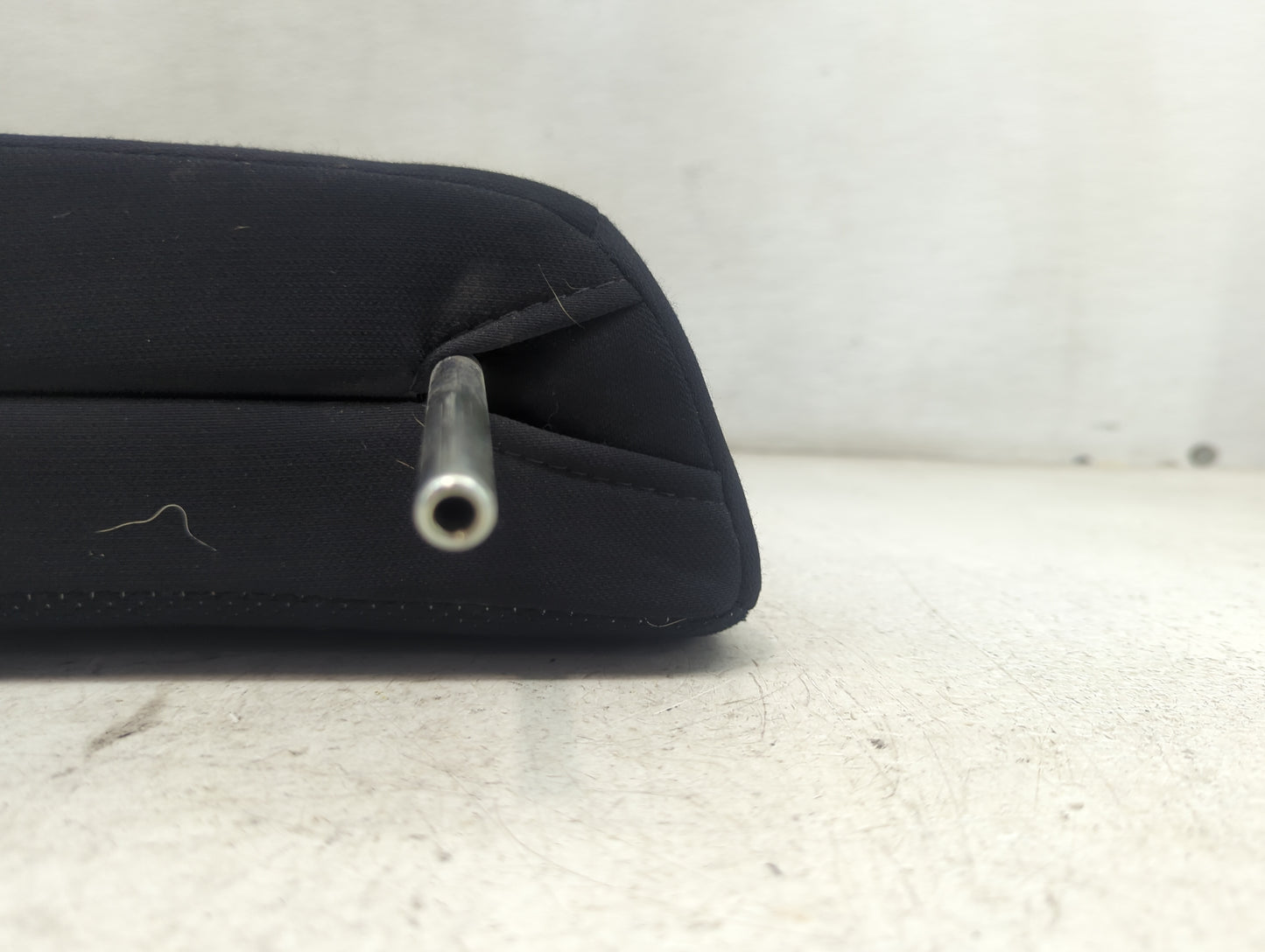 2013 Subaru Impreza Headrest Head Rest Rear Seat Fits OEM Used Auto Parts - Oemusedautoparts1.com